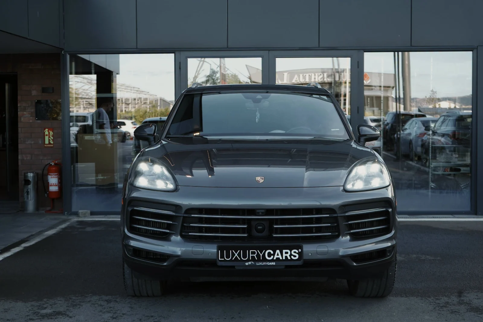 Porsche Cayenne, foto 1 nga 10