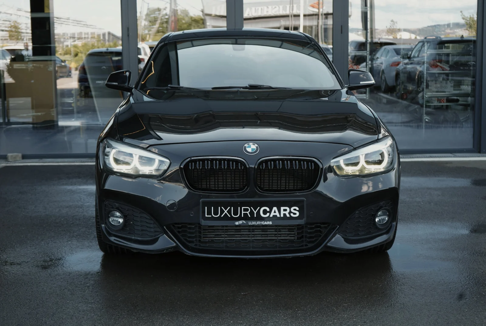 BMW 1 Series (F20), foto 1 nga 10