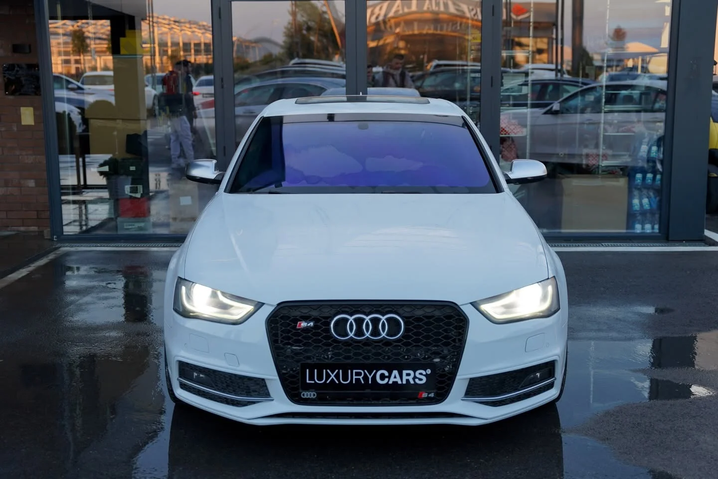Audi S4 (B9), foto 1 nga 10
