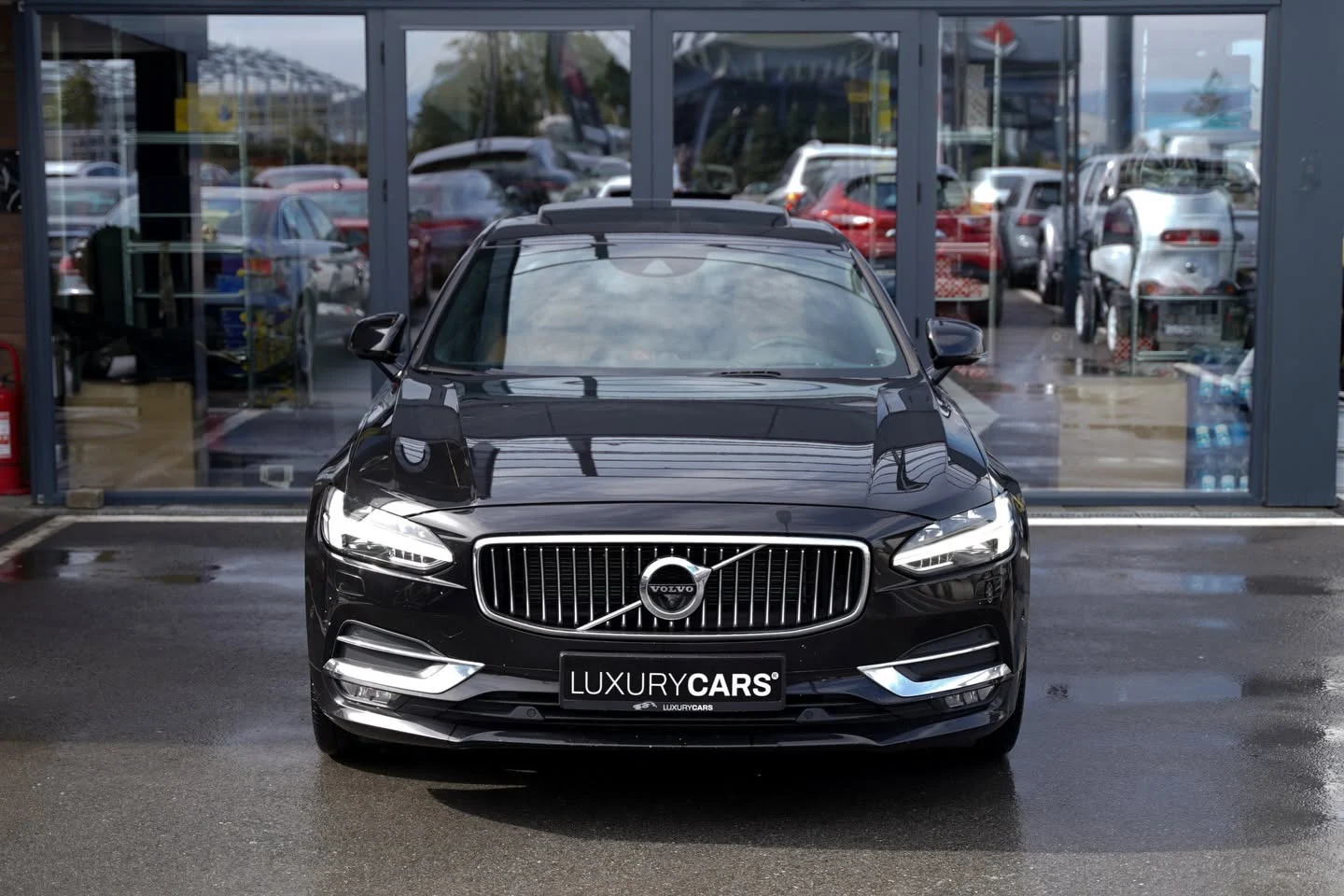 Volvo S90, foto 1 nga 10